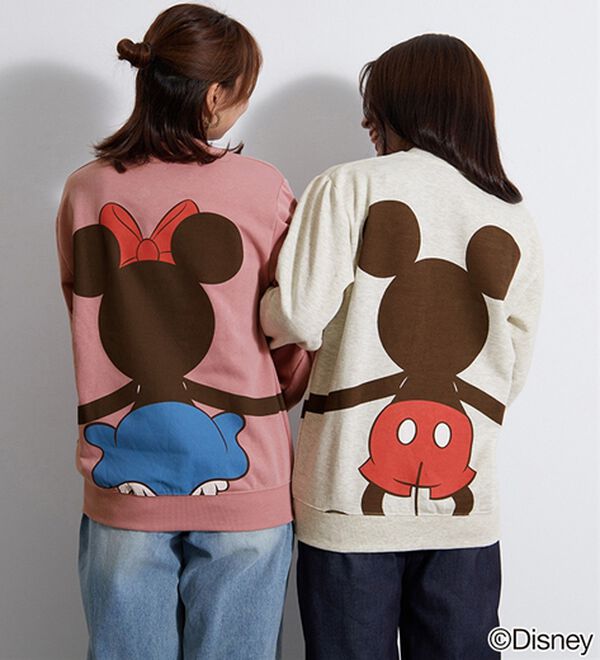 BELLUNA（ベルーナ）の「＜Ｄｉｓｎｅｙ＞【ミッキー＆ミニー】抱き着きプリント裏起毛トレーナー（カットソー）」｜詳細画像
