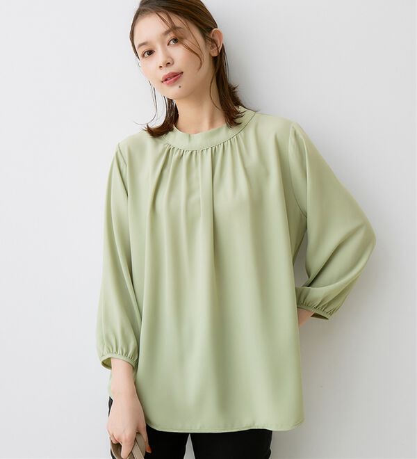 Viola e Viola（ヴィオラ エ ヴィオラ）の「【多機能付】ふんわり袖プチハイギャザーブラウス（ブラウス）」｜詳細画像
