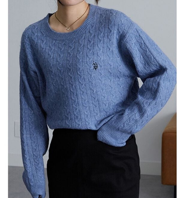 RANAN（ラナン）の「＜U.S.POLO ASSN.ユーエスポロアッスン＞ ワンポイントケーブルニット（ニット・セーター）」｜ブルー