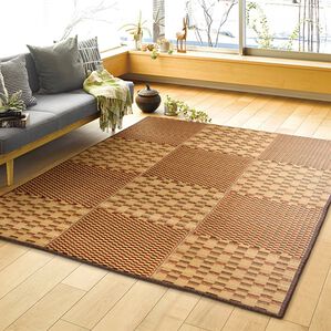 「厚みが選べるはっ水ふっくらコンパクトい草ラグ（い草ラグ）」｜キハチブラウン