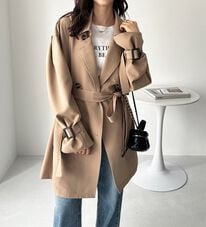 GeeRA（ジーラ）の「ミディ丈Ａライントレンチコート（ハーフコート）」