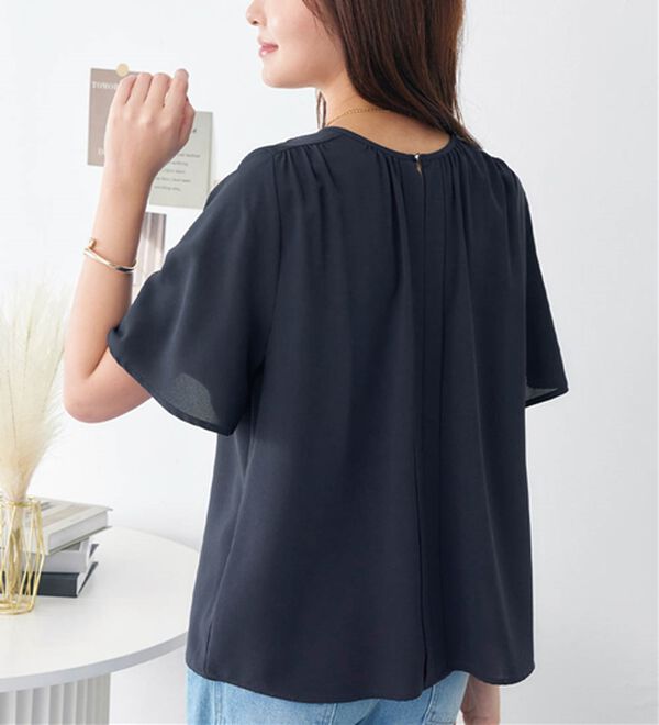 alotta（アロッタ）の「【接触冷感】前後２ＷＡＹギャザーブラウス（半袖）（ブラウス）」｜詳細画像