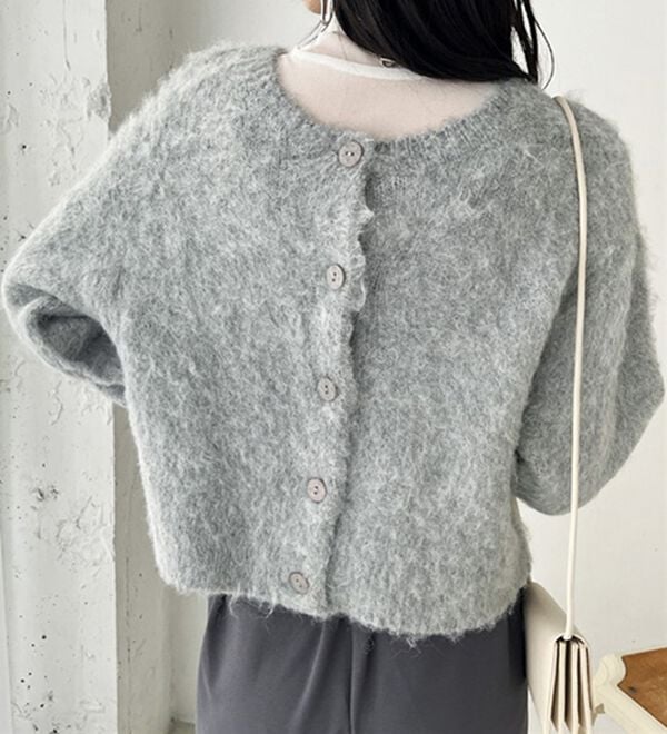 GeeRA（ジーラ）の「前後２ｗａｙクルーネックシャギーショートカーディガン（ニットカーディガン）」｜詳細画像