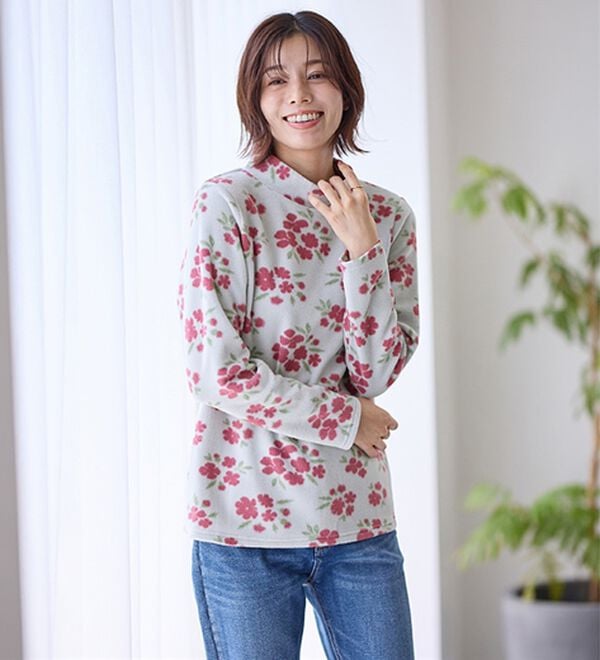 LAVIENNE（ラヴィエンヌ）の「薄手ストレッチフリースのプリントハイネック長袖（ニット・セーター）」｜詳細画像