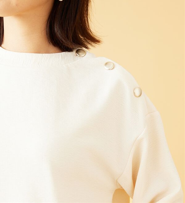 BELLUNA（ベルーナ）の「ジャカード素材肩ボタンプルオーバー（カットソー）」｜詳細画像