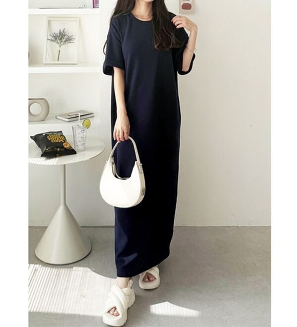 GeeRA（ジーラ）の「【ひんやり/着痩せ】ハーフジップ大人Ｔシャツワンピース（カットソーワンピース）」｜詳細画像