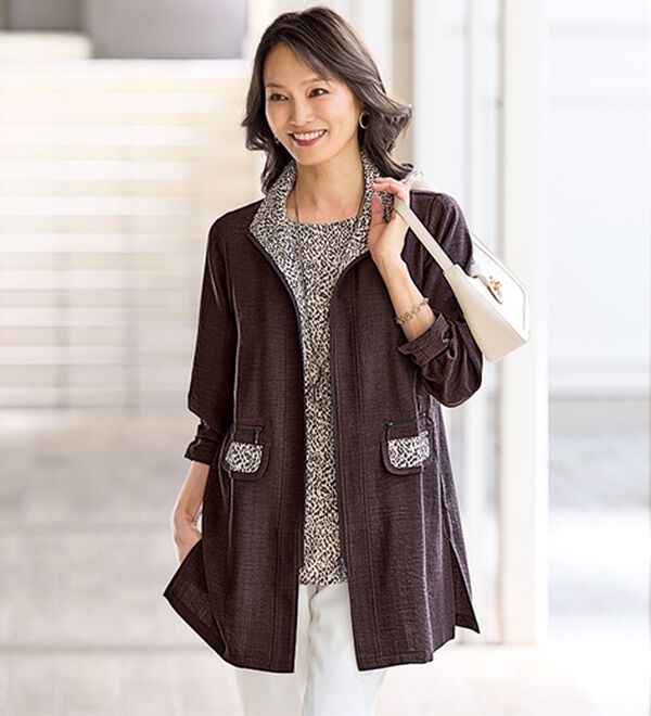 BELLUNA（ベルーナ）の「＜着回しできて旅行に嬉しい！＞プリント部分使いブルゾンアンサンブル（ブルゾン）」｜ブラウン系