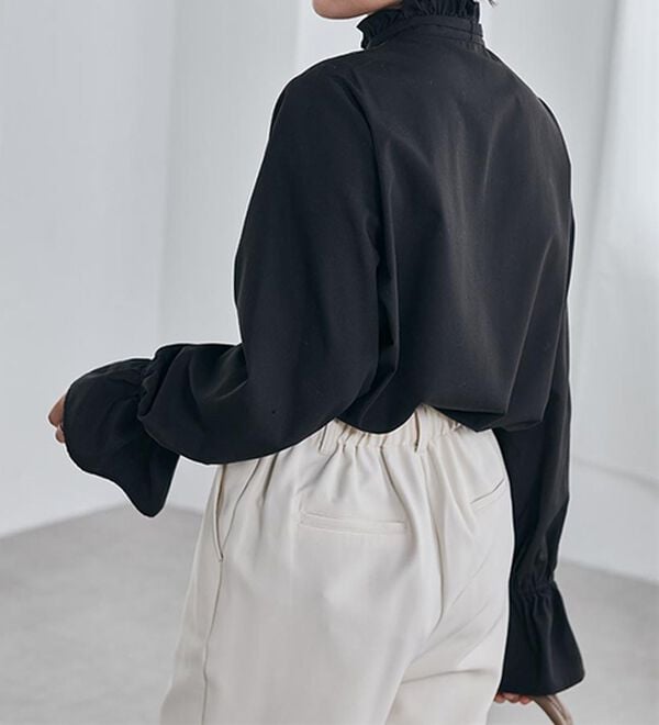 RANAN（ラナン）の「プチフリルリボン付きブラウス（ブラウス）」｜詳細画像