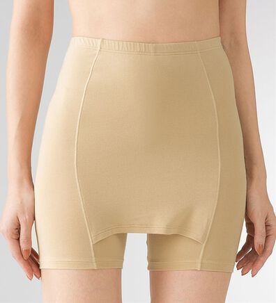 LAVIENNE（ラヴィエンヌ）の「ひんやりインナー　Ｙラインカバーペチパンツ＜ラヴィクール＞（肌着・インナーウェア）」