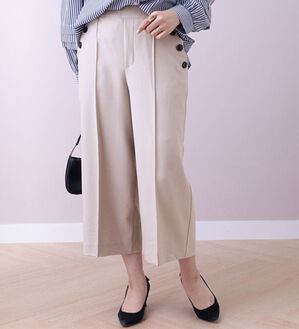 BELLUNA（ベルーナ）の「ウーリッシュ素材釦使いワイドパンツ（ワイドパンツ・ガウチョ）」｜トープ