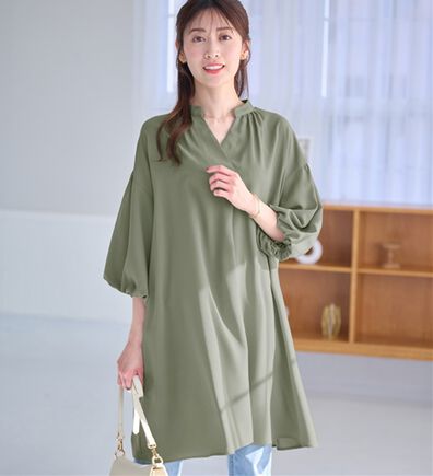 alotta（アロッタ）の「パフ袖とろみブラウスチュニックワンピース（チュニックワンピース）」