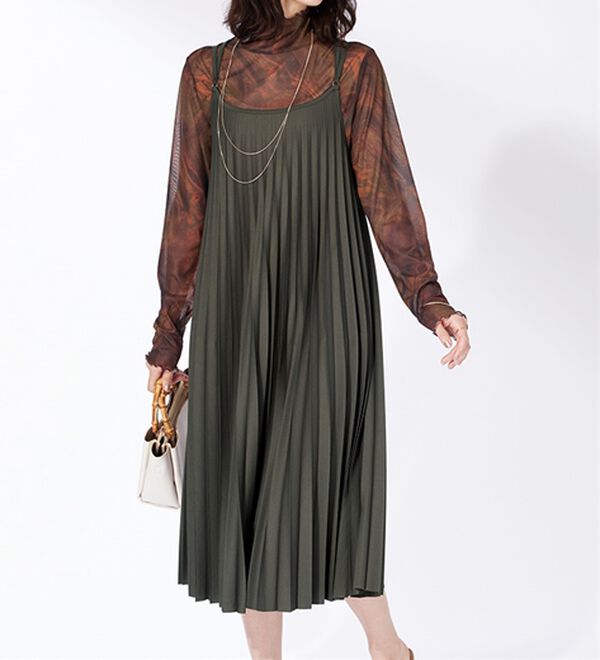 BELLUNA（ベルーナ）の「バックリボン使いプリーツキャミワンピース（その他ワンピース）」｜詳細画像