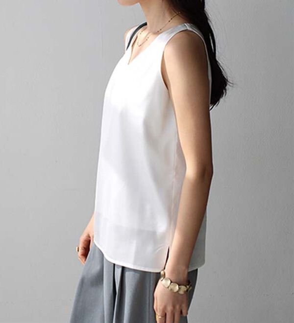 GeeRA（ジーラ）の「前後２ｗａｙヴィンテージサテンノースリーブ（タンクトップ・キャミソール）」｜詳細画像