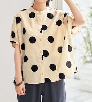 BELLUNA（ベルーナ）の「コットンリネンドットプリントゆるブラウス（ブラウス）」｜キナリ