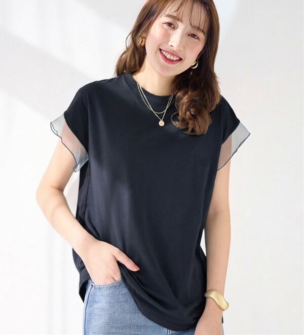 alotta（アロッタ）の「１枚でこなれ感！袖チュールデザイン綿混Ｔシャツ（Tシャツ）」｜詳細画像