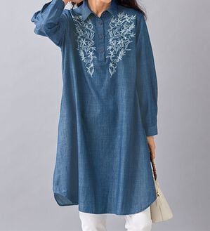 BELLUNA（ベルーナ）の「ナチュラルに体型カバーデニム刺しゅうチュニックワンピース（チュニックワンピース）」｜詳細画像