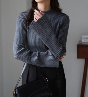 RANAN（ラナン）の「フレアースリーブニュアンスカラーニット（ニット・セーター）」｜グレー