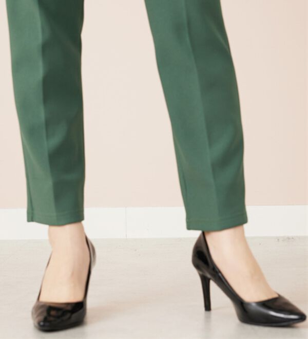 BELLUNA（ベルーナ）の「裏起毛ジョーゼット素材テーパードパンツ（テーパードパンツ）」｜詳細画像