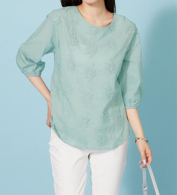 BELLUNA（ベルーナ）の「モチーフレース使いふんわり袖ブラウス（ブラウス）」｜詳細画像