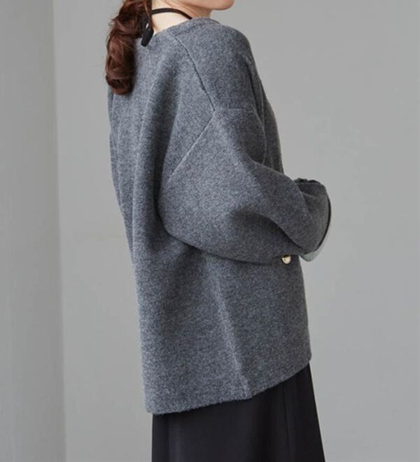 RANAN（ラナン）の「裏配色ゴールド調ボタンニットコーディガン（ニットカーディガン）」｜詳細画像