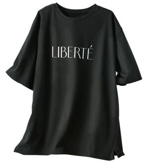 BELLUNA（ベルーナ）の「汗ジミ対策！よれない大人のプリントＴシャツ（Tシャツ）」｜黒ロゴ