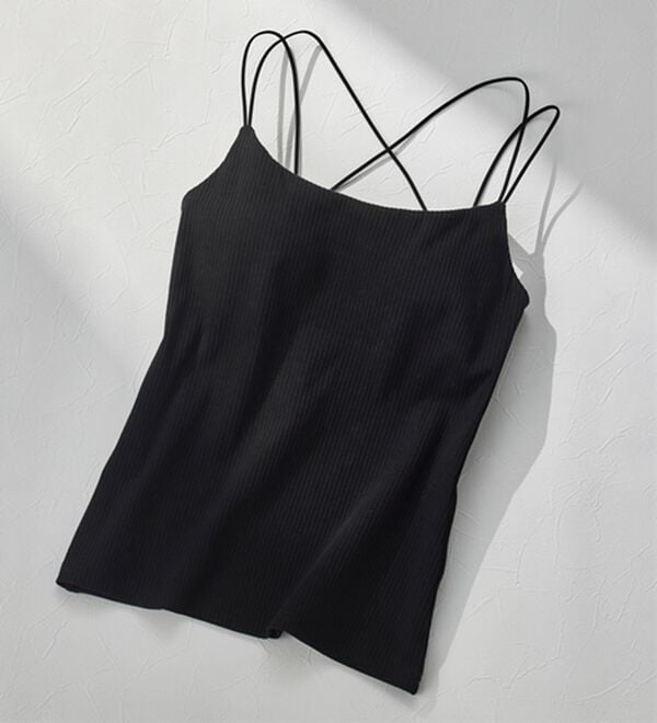 YU'NOW（ユナウ）の「【カップ付インナー】バッククロスブラキャミ（ブラトップ・カップ付きインナー）」｜詳細画像