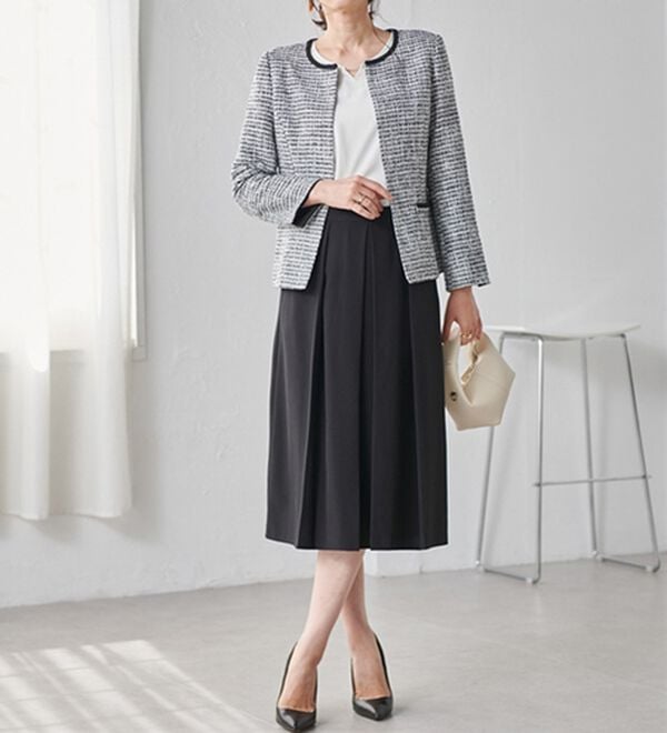 RANAN（ラナン）の「【４点セット】洗える！選べるボトムスーツセット（パンツスーツ）」｜ﾓﾉﾄｰﾝ(ﾎﾜｲﾄﾌﾞﾗｳｽ／ｽｶｰﾄ)