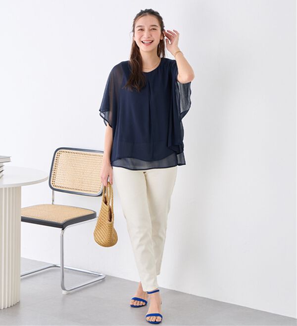 Viola e Viola（ヴィオラ エ ヴィオラ）の「【接触冷感】ひんやり涼しいタックデザインレイヤード風ブラウス（ブラウス）」｜詳細画像