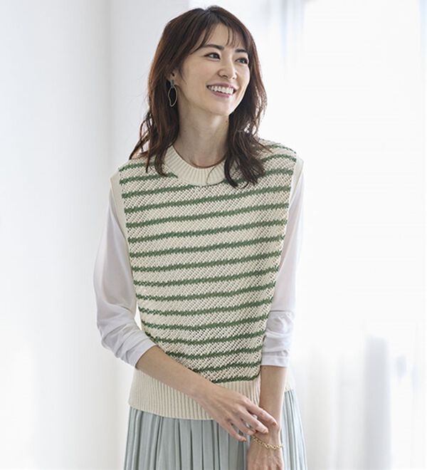 BELLUNA（ベルーナ）の「ボーダーを上品に着こなすニットベスト（ベスト）」｜詳細画像