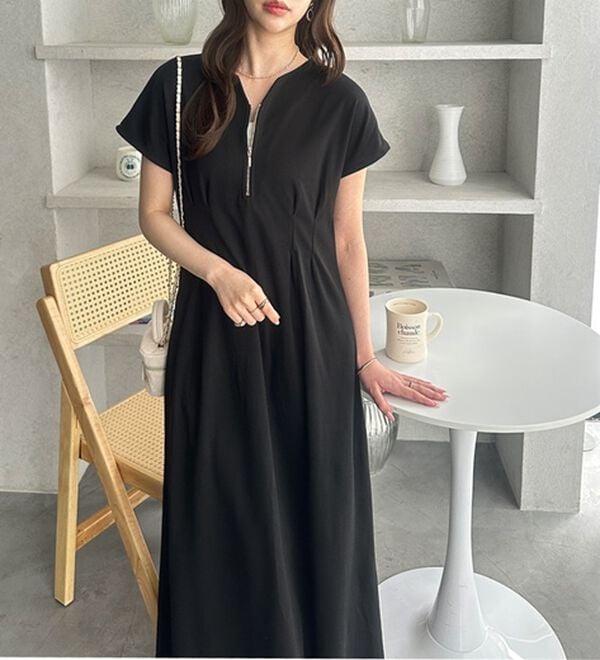 GeeRA（ジーラ）の「前後2WAYハーフジップフレンチ袖ワンピース（カットソーワンピース）」｜詳細画像