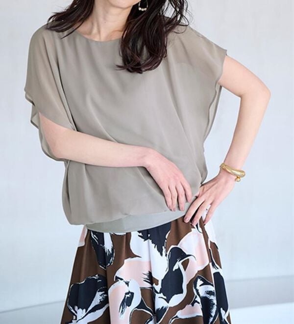 RANAN（ラナン）の「シフォン使いふんわり袖プルオーバー（カットソー）」｜ライトグレー