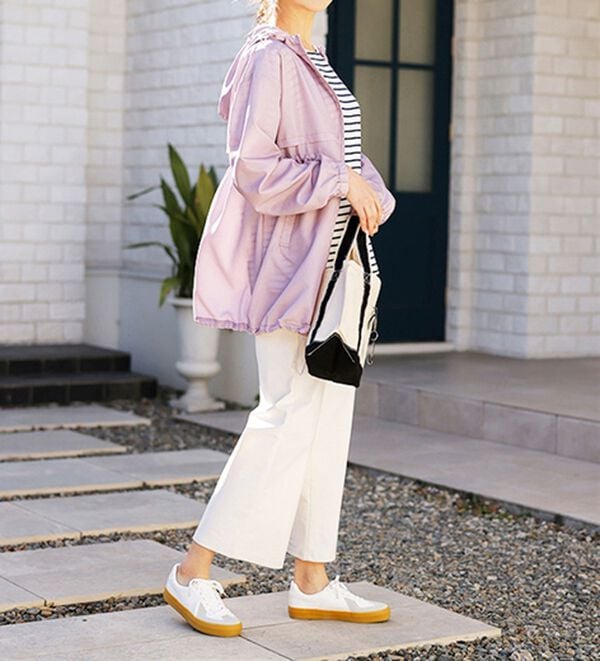 BELLUNA（ベルーナ）の「はっ水加工軽量パーカー（ポーチ付）（パーカー）」｜詳細画像