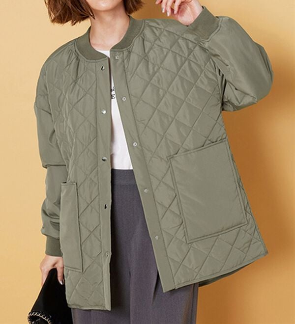 BELLUNA（ベルーナ）の「軽い着心地！ビッグポケット付キルトコート（ハーフコート）」｜詳細画像