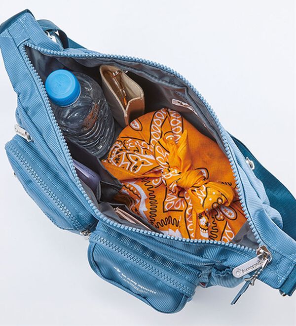 BELLUNA（ベルーナ）の「＜ルコック＞はっ水多ポケットショルダー（ショルダーバッグ）」｜詳細画像