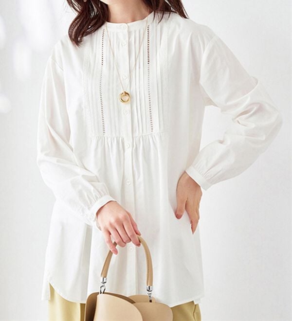 BELLUNA（ベルーナ）の「華やかレース&times;ピンタックシャツチュニック（チュニック）」｜オフ白