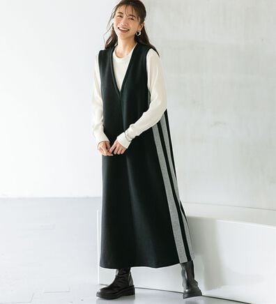 BELLUNA（ベルーナ）の「Ｖネック配色ライン使いジャンパースカート（ロングワンピース）」