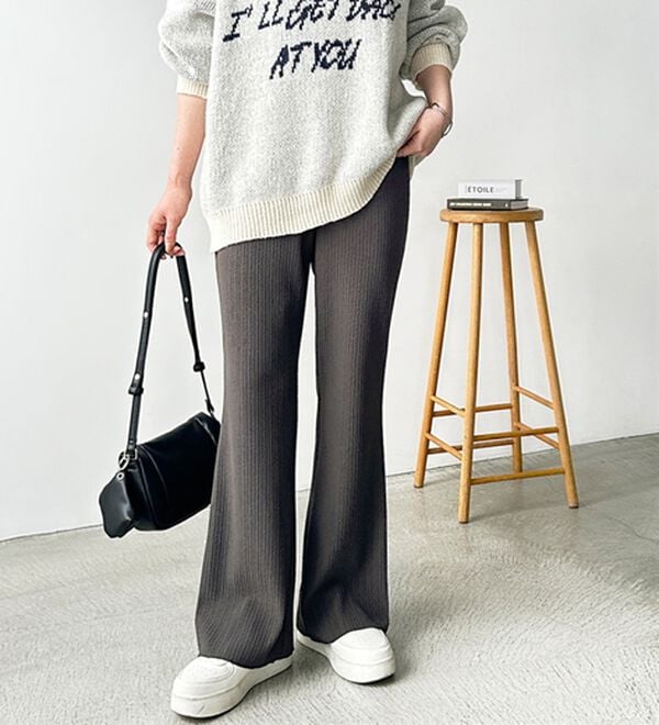 GeeRA（ジーラ）の「セルフカット美脚魅せセミフレアパンツ（フルレングスパンツ）」｜詳細画像