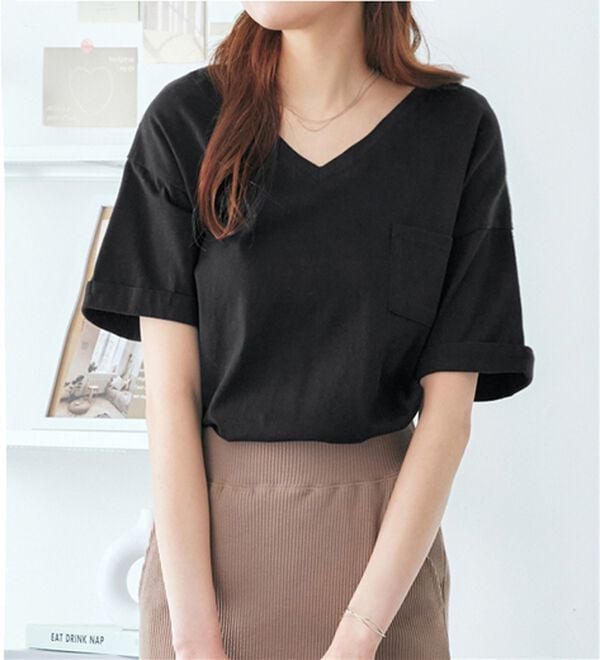 Viola e Viola（ヴィオラ エ ヴィオラ）の「綿１００％ポケット付ゆるＴシャツ（Tシャツ）」｜詳細画像