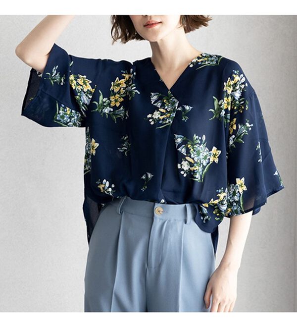 GeeRA（ジーラ）の「花柄フレアースリーブブラウス（ブラウス）」｜詳細画像