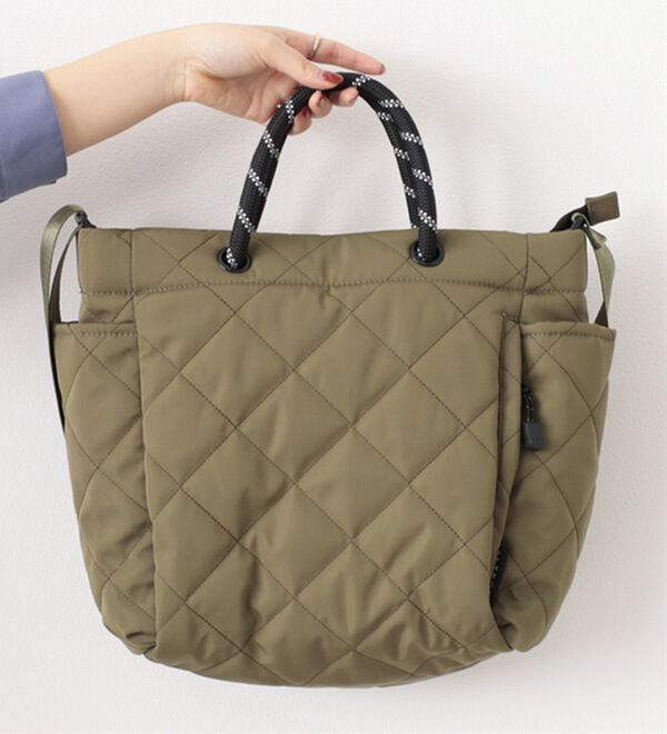 BELLUNA（ベルーナ）の「キルティング素材２ＷＡＹトートバッグ（その他バッグ）」｜詳細画像