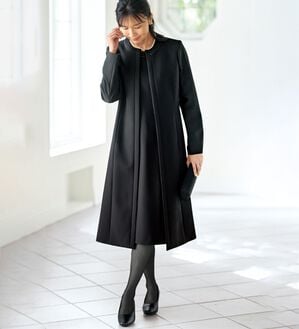 BELLUNA（ベルーナ）の「洗えるストレッチ！ロングジャケット　細見えワンピースアンサンブル（ブラックフォーマル（喪服・礼服））」｜詳細画像