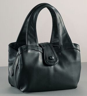 BELLUNA（ベルーナ）の「牛革フォーマルバッグ（ハンドバッグ）」｜詳細画像