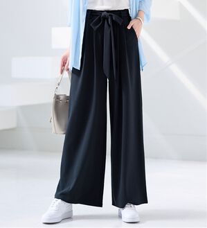 alotta（アロッタ）の「【４つの機能付】ひんやり共布リボン付ワイドパンツ（ワイドパンツ・ガウチョ）」｜ダークネイビー
