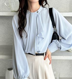 GeeRA（ジーラ）の「２ＷＡＹドレープスカーフタイブラウス（ブラウス）」｜ブルー