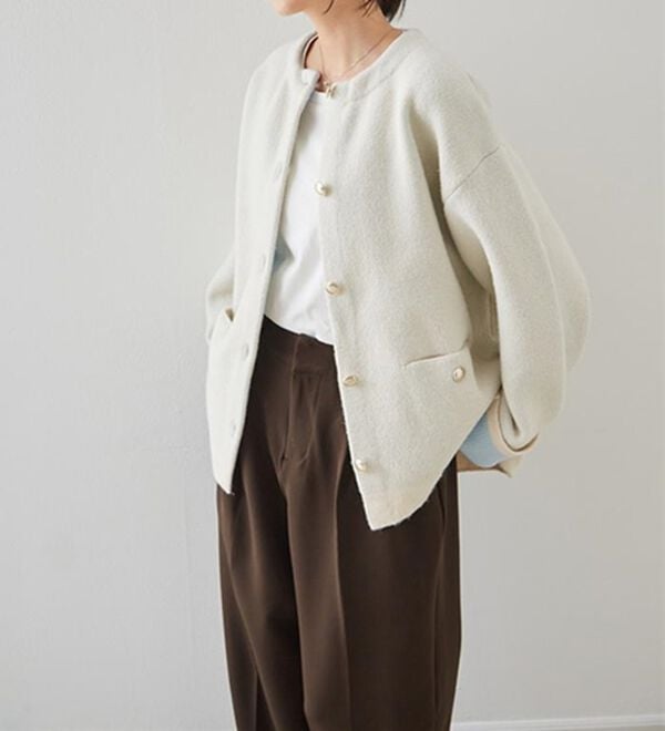 RANAN（ラナン）の「裏配色ゴールド調ボタンニットコーディガン（ニットカーディガン）」｜詳細画像