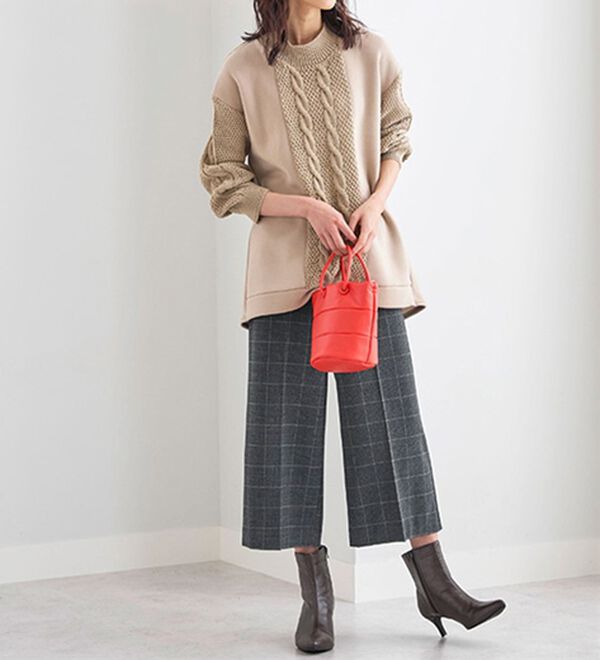 BELLUNA（ベルーナ）の「サマ見え（スーパーウォーム）ウール調センタープレスクロップドパンツ（クロップドパンツ）」｜詳細画像