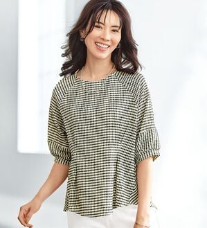 BELLUNA（ベルーナ）の「サッカー素材タック使いランタン袖プルオーバー（カットソー）」｜詳細画像