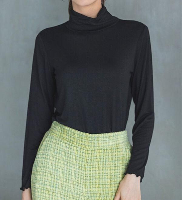 RANAN（ラナン）の「シアータートルネック長袖Tシャツ（Tシャツ）」｜ブラック