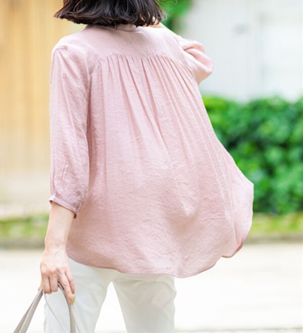 BELLUNA（ベルーナ）の「【新色追加】スラブ素材ギャザーデザインブラウス（ブラウス）」｜詳細画像