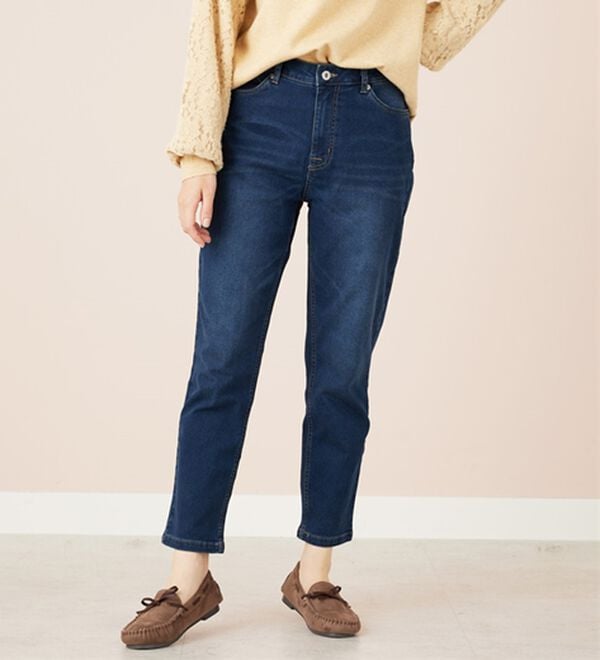 BELLUNA（ベルーナ）の「ふんわり裏起毛ストレッチデニムパンツ（フルレングスパンツ）」｜詳細画像